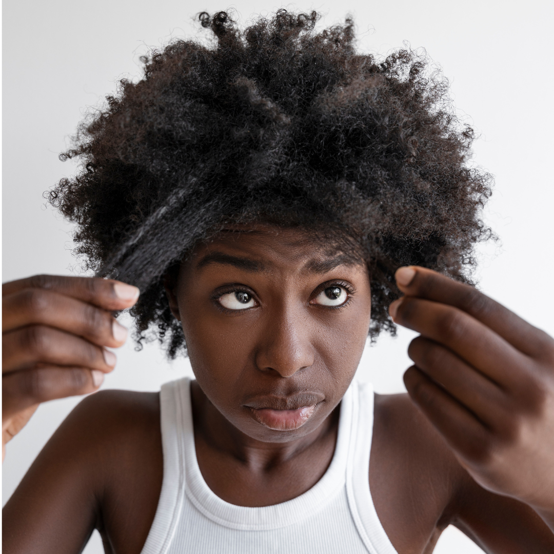 Pourquoi mes cheveux ne poussent plus 5 causes et solutions MAÖ Nutrition